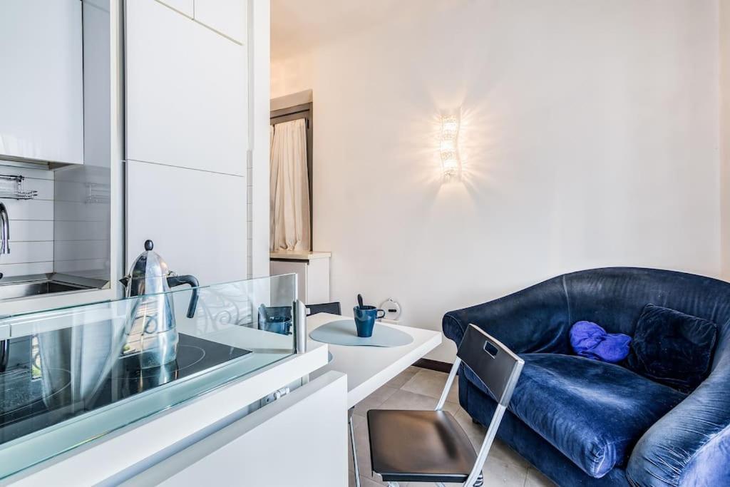 Ad Un Passo Dal Duomo Elegante Appartamento Wifi 밀라노 외부 사진