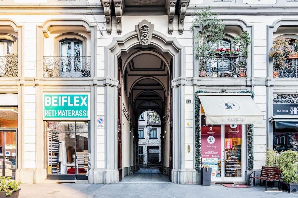 Ad Un Passo Dal Duomo Elegante Appartamento Wifi 밀라노 외부 사진
